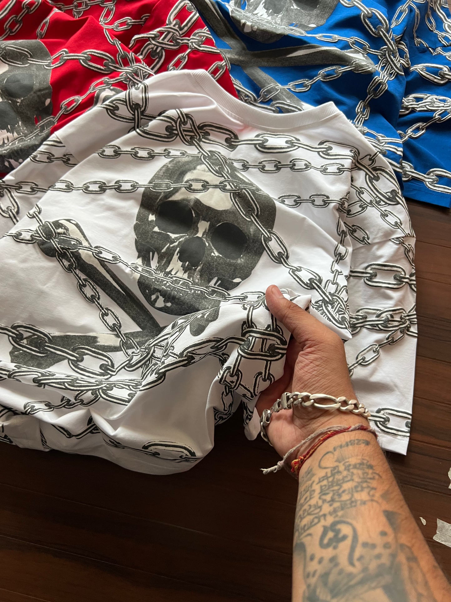 WHITE Oversized Skull & Chain Graphic T-Shirt – Sober Saint